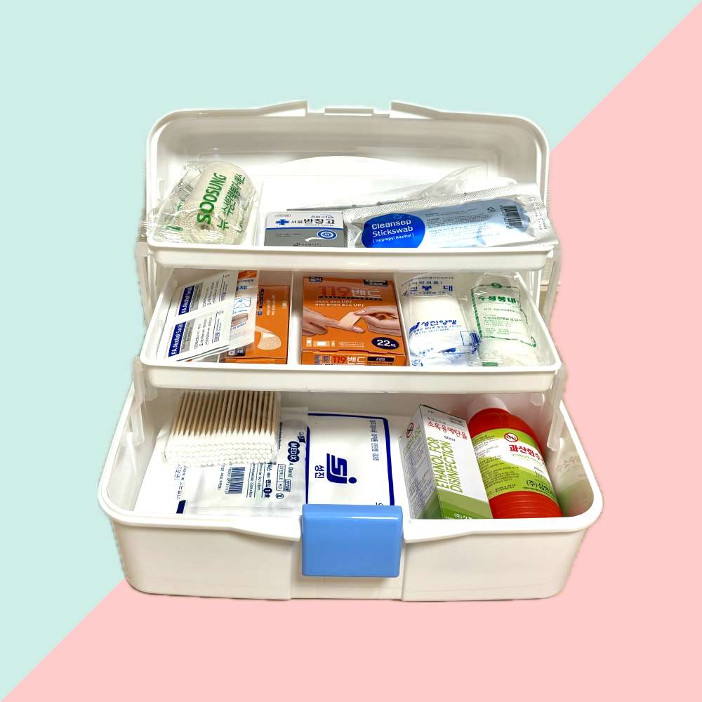(17종) 중형 가정용 응급처치키트 FIRSTAIDKIT 휴대용 구급함 구급상자 세트 - 상품 이미지