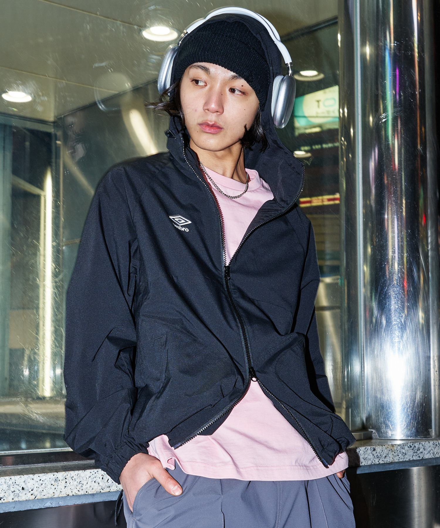 엄브로 UMBRO x 퍼블릭스 별주 나일론 후디 자켓 2컬러 - 상세 이미지 4