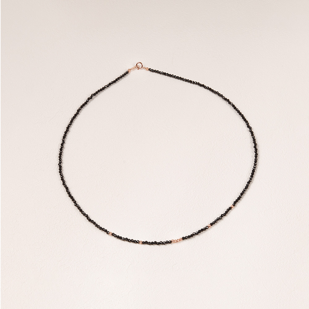 14K 2mm 금 볼 천연 블랙 스피넬 원석 목걸이 - 상세 이미지 5