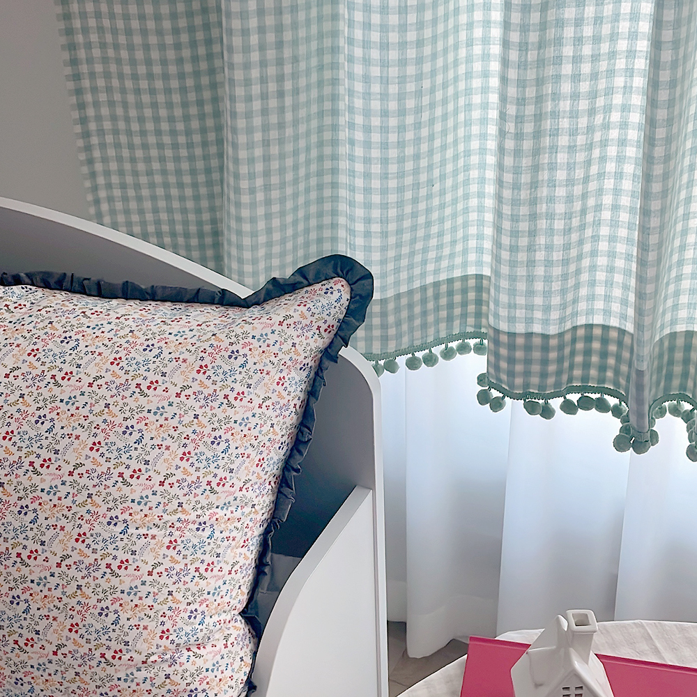 바이아미 멜란 체크 폼폼 아이방 여아 남아 커튼