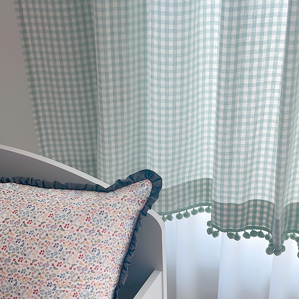 바이아미 멜란 체크 폼폼 아이방 여아 남아 커튼