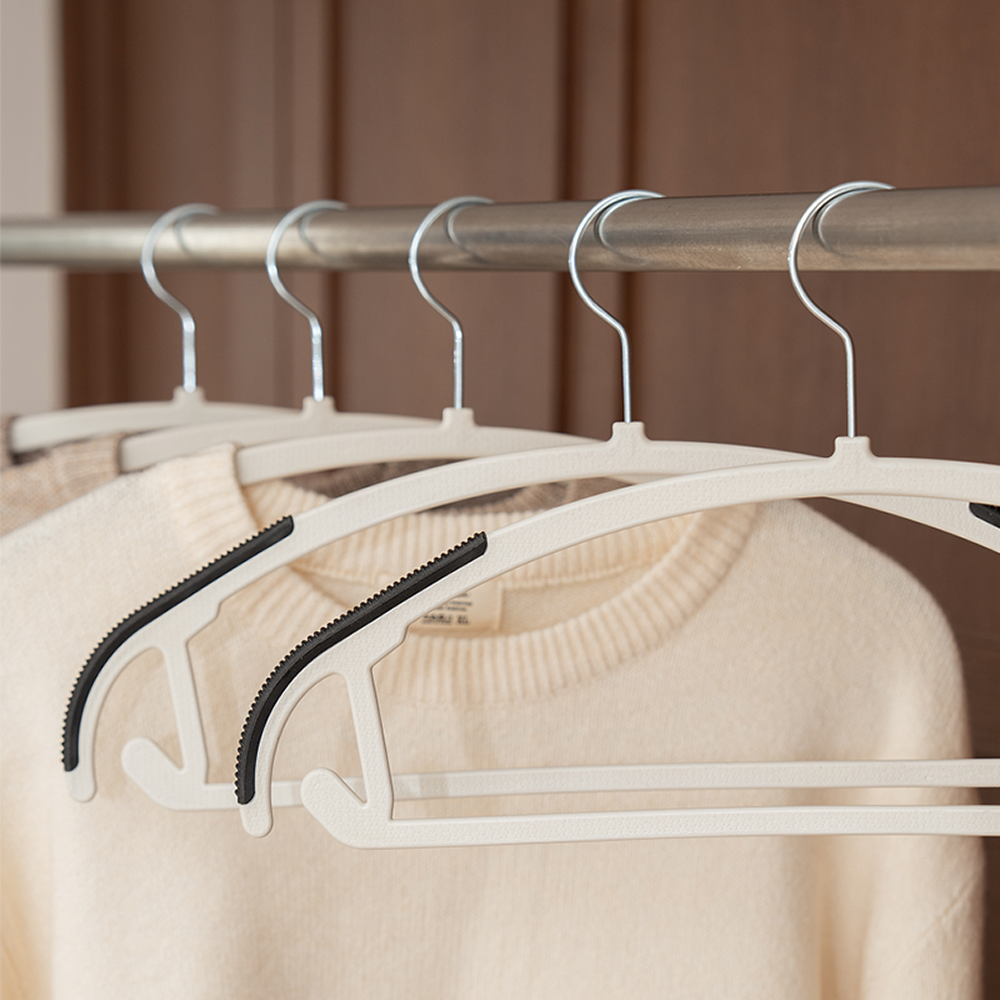 [25+5행사] 한평한뼘 논슬립 어깨뿔방지 니트 옷걸이 블랙, 25개