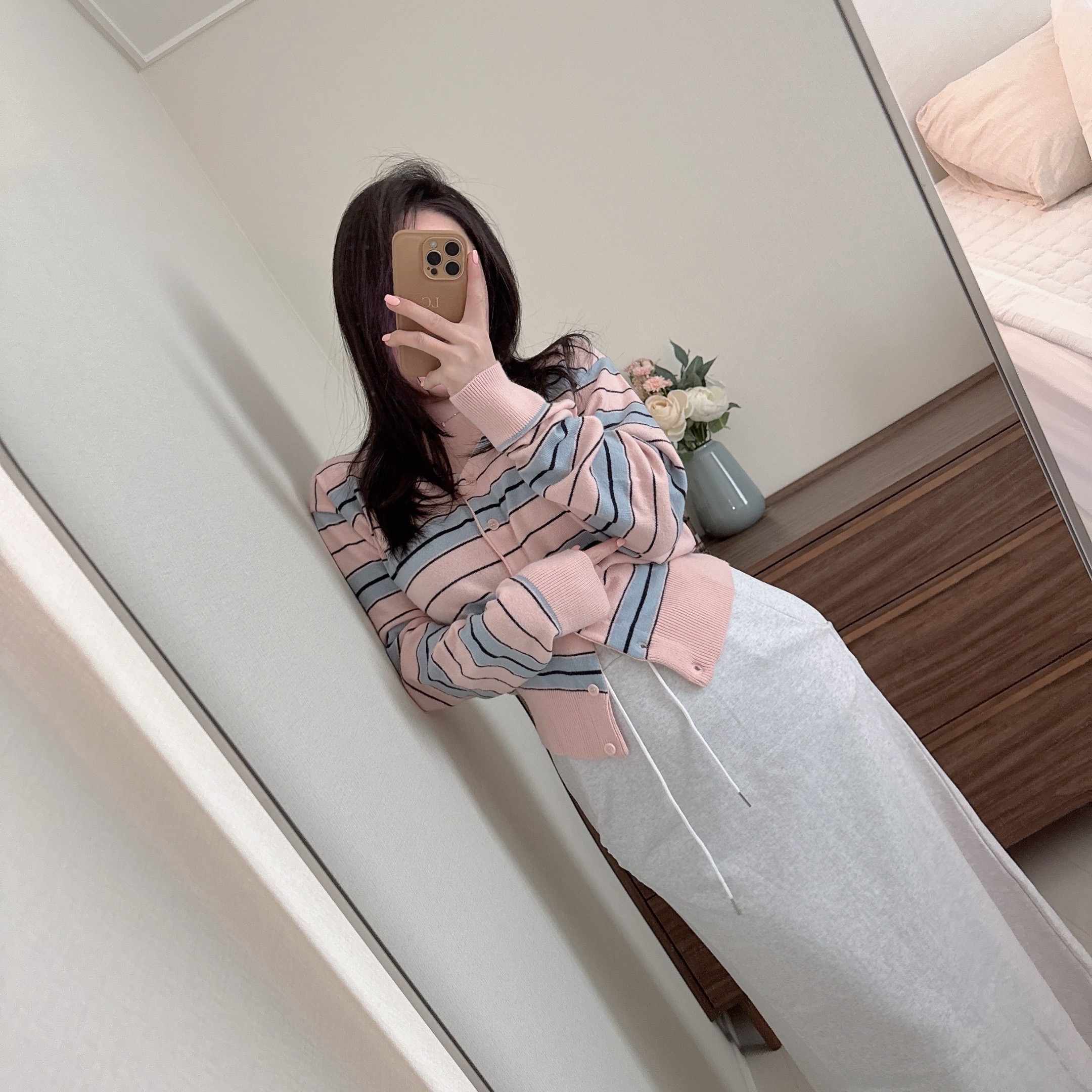 메베르 단가라 스트라이프 브이넥 루즈 니트 가디건 3color 상세 이미지 59