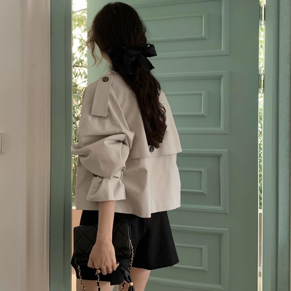 빈티지 스타일 더블 버튼 라펠 루즈핏 캐주얼 긴팔 숏 트렌치코트 블랙 FREE - 상세 이미지 3