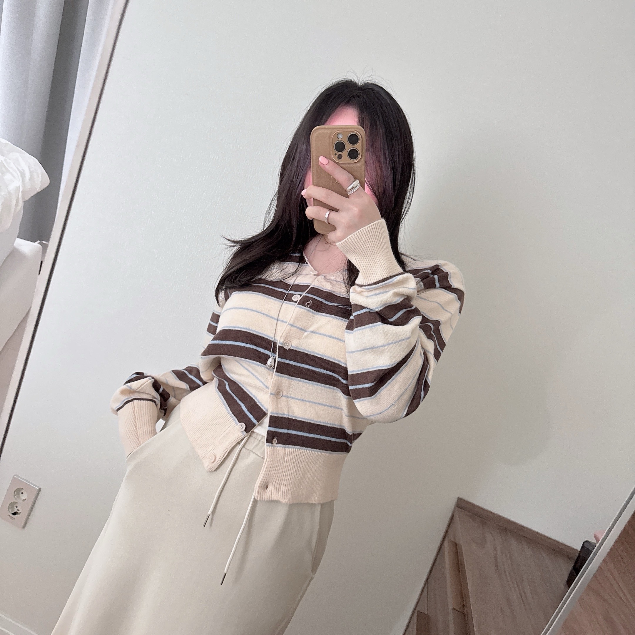 메베르 단가라 스트라이프 브이넥 루즈 니트 가디건 3color 상세 이미지 31