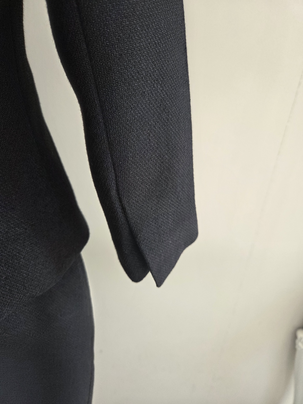 (단품, 세트가능) 라헨느 카라 슬림 숏 자켓 H 라인 하이웨이스트 롱 스커트 봄 투피스(2COLOR) 상세 이미지 44