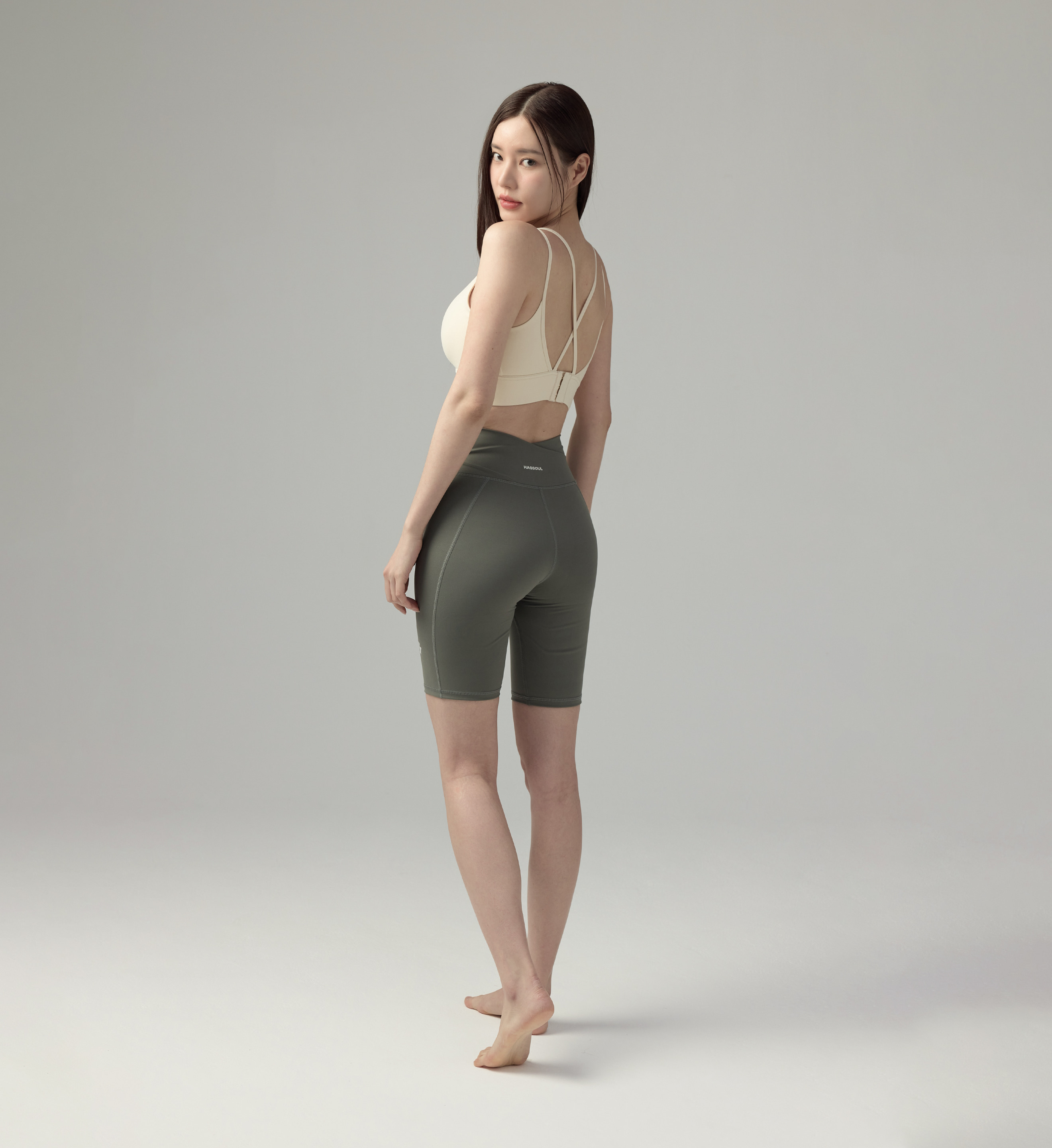 [애슬레저 SET] 크로스후크 브라탑 + 코어 엑스 밴드 쇼츠 레깅스 SET - 상품 이미지