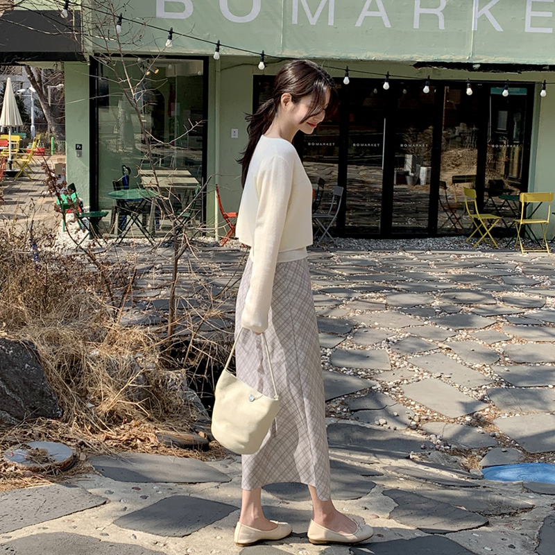 (뒷밴딩) 로에르 리본 스트렙 체크 플레어 롱 스커트 sk7238 - 상세 이미지 4