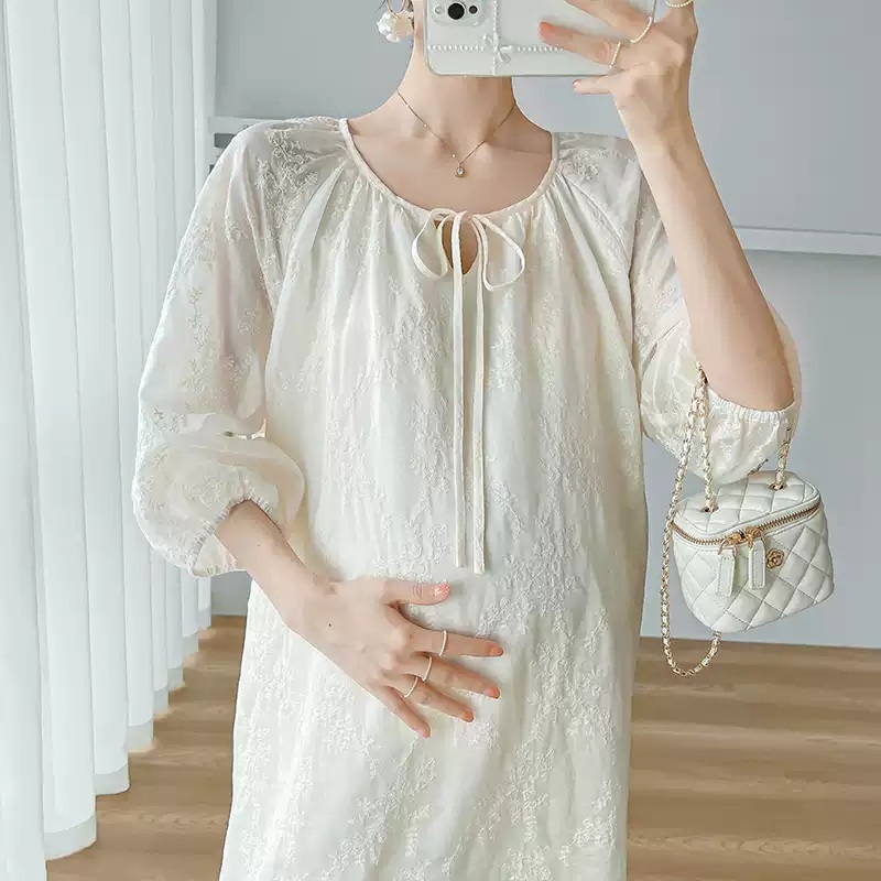 7부소매 라운드넥 임산부원피스 자수 꽃무늬패턴 청순 디자인 사진 촬영 봄여름 아이보리 - 상세 이미지 3
