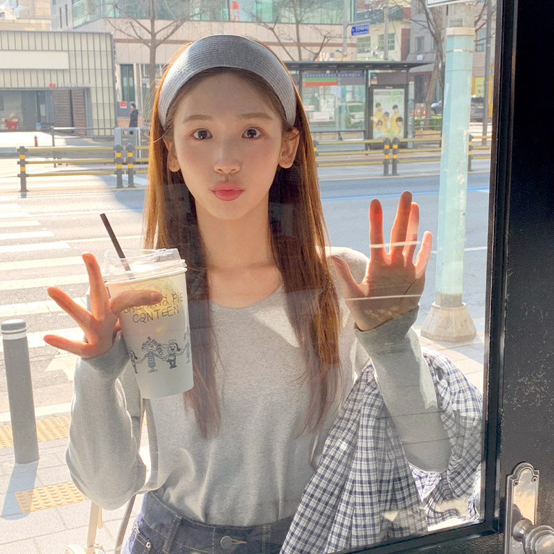 [자체제작] (프리미엄 원단) 에스 말랑쫀득 사계절 유브이넥 티셔츠 ts4327