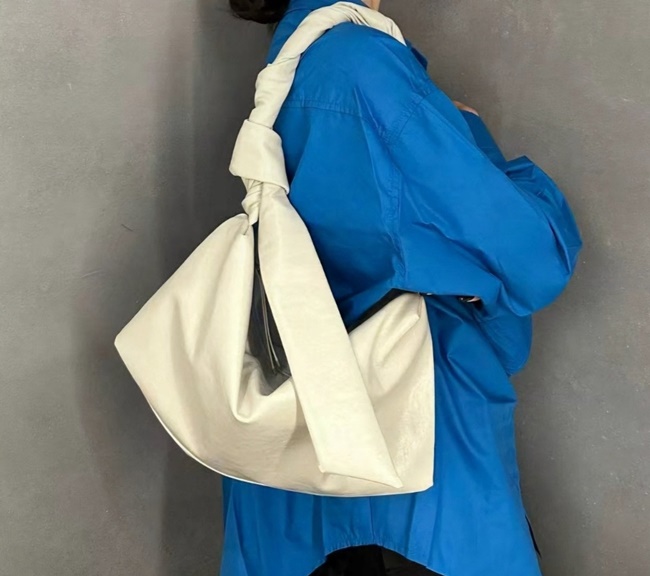 가죽 여성 빅 숄더백 데일리 가벼운 보부상 가방 쇼퍼 큰가방 - 메인 이미지