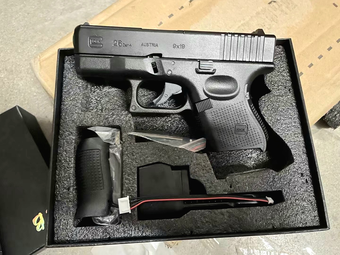 글록 Glock G26 EBB 메탈슬라이드 메탈기어 수정탄 전동 핸드건 권총 이미지 2