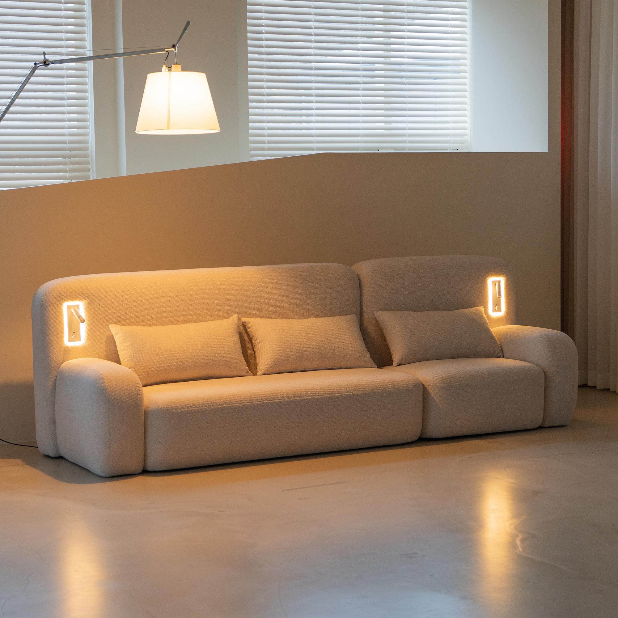 무드 라운드 조명 기능성 패브릭 소파
