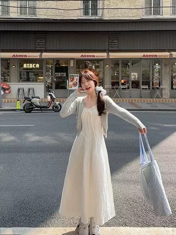 뷔스티에 레이스 원피스 순면 청순 리본 레이스 봄 여름 화이트 여친룩 패션 코디 - 상세 이미지 5