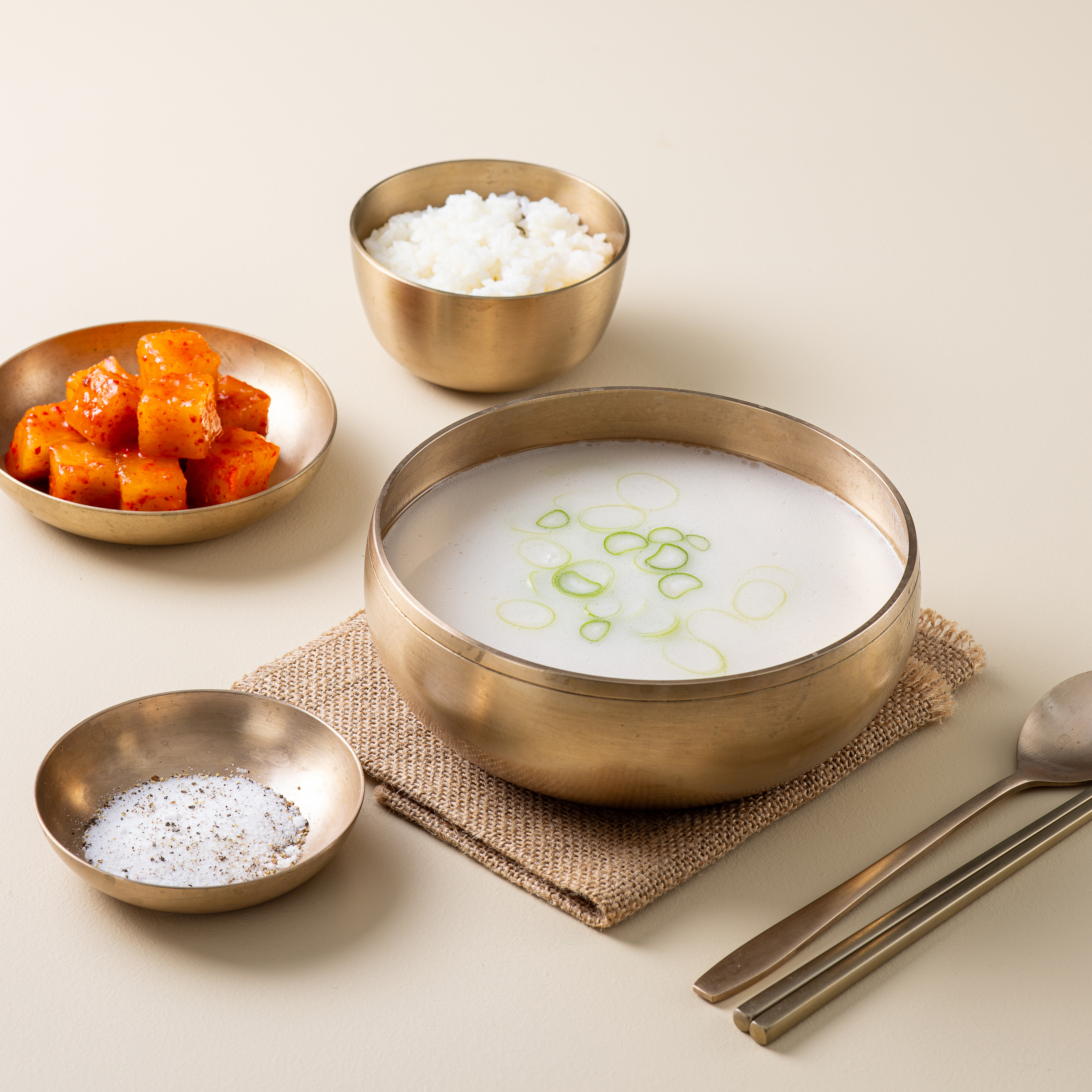 고급진 캠핑용 육수 한우 곰탕 400g 2+2 총 1.6kg - 상세 이미지 5