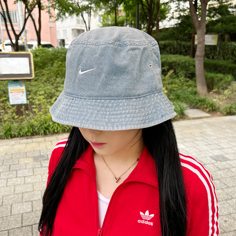 나이키 버킷햇 데님 에이펙스 워시드 벙거지 모자
