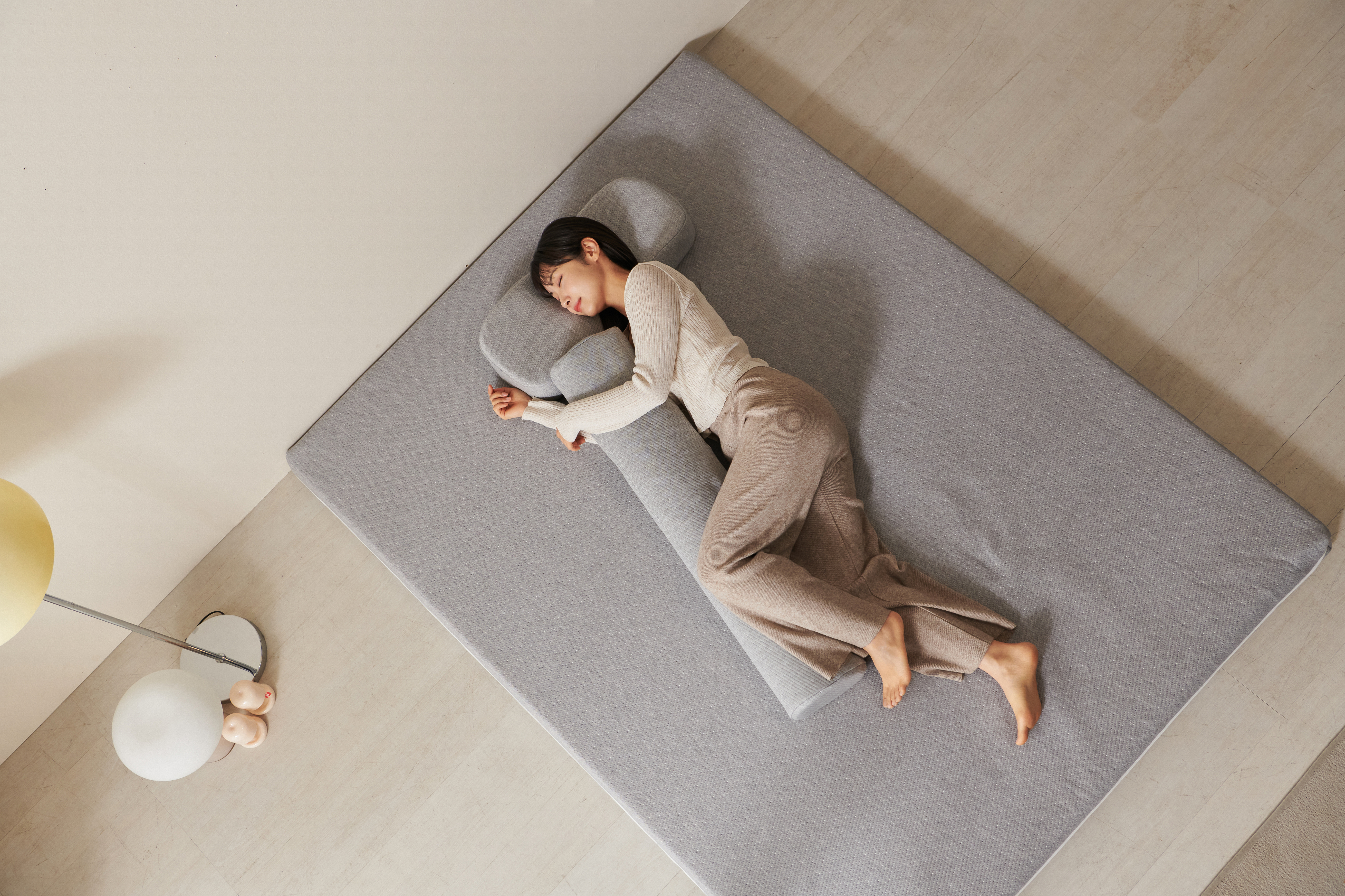 라누베 원형 바디필로우 알러지케어 바디플로우 수면 죽부인쿠션