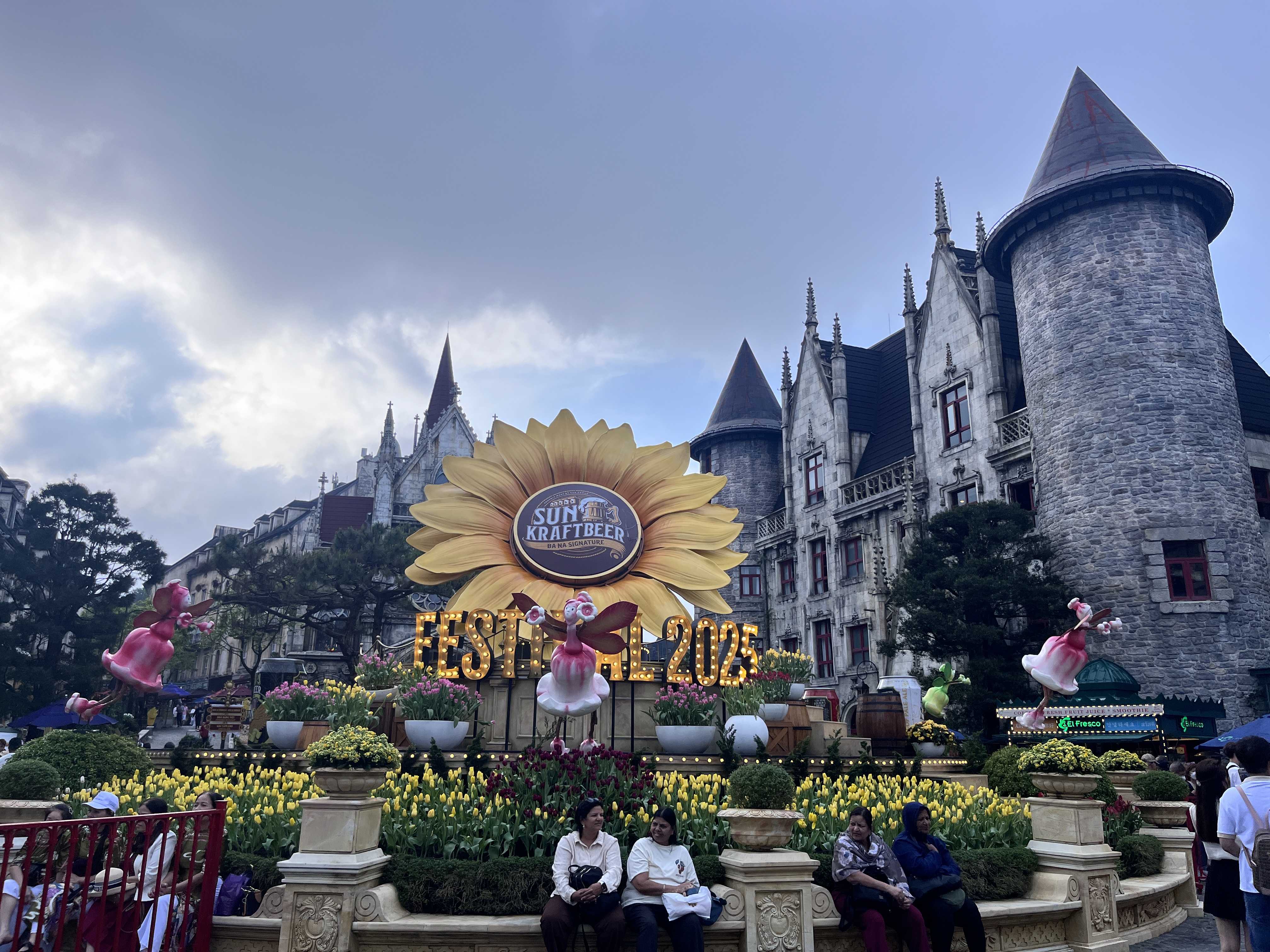 다낭 바나힐 입장권 케이블카 놀이기구 QR 티켓 야간 투어 뷔페 루지 와우패스