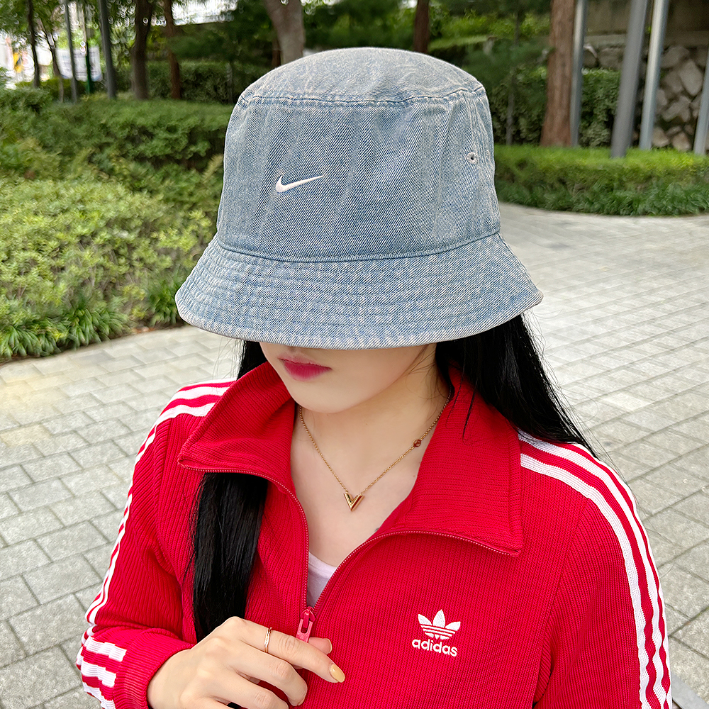 나이키 버킷햇 데님 에이펙스 워시드 벙거지 모자