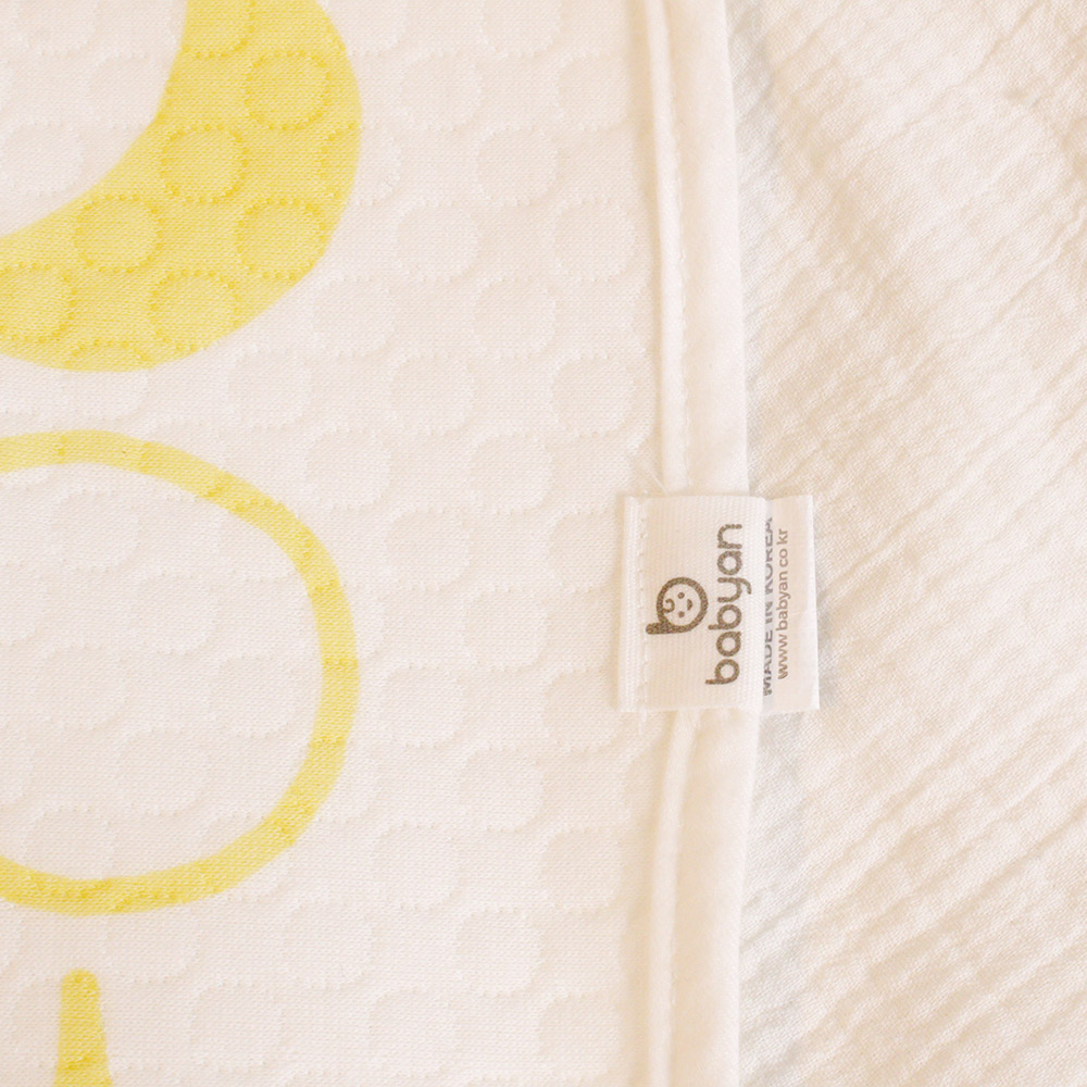 베이비앙 슬리핑 베이비 휴대용 실리콘 논슬립 방수패드 미니 방수요 (기저귀 교체매트 병행)