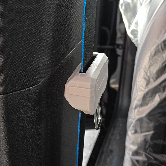 카프트 테슬라 모델Y 주니퍼 안전벨트 클립 커버 기스방지 용품 1P