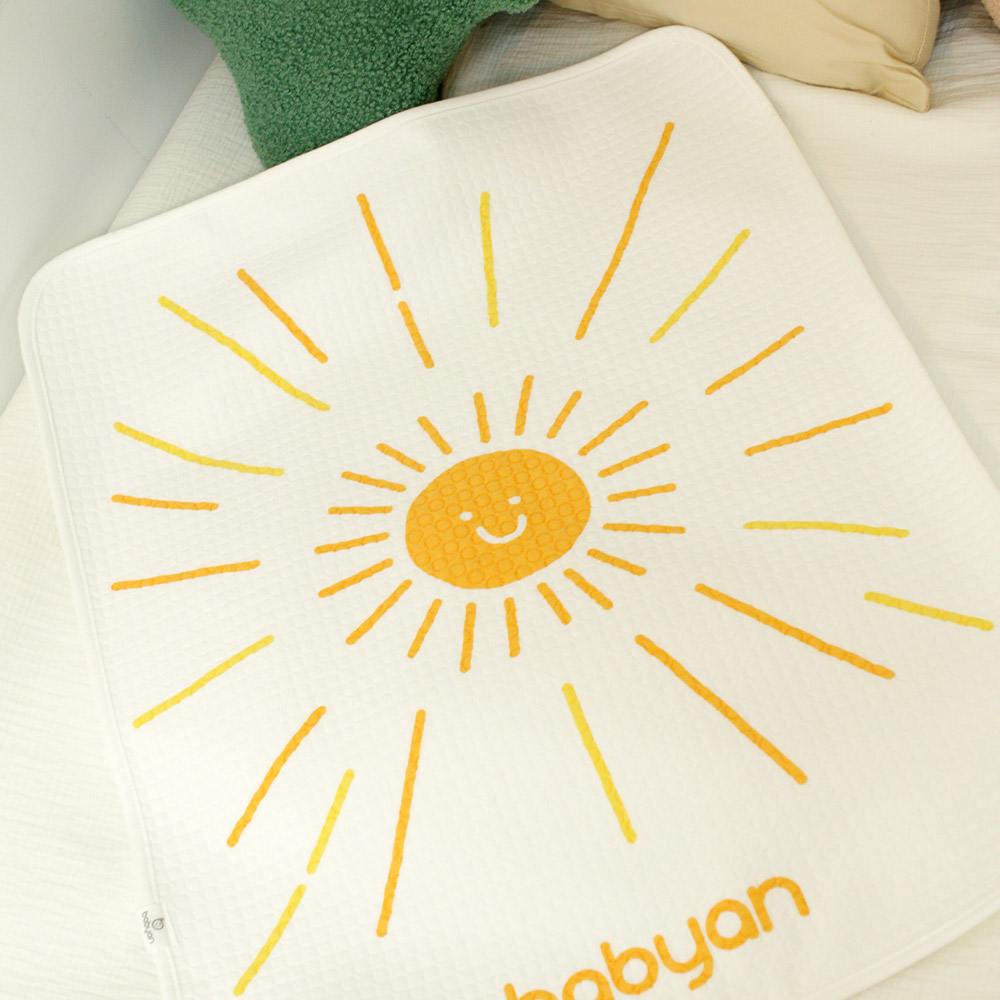 베이비앙 국내산 무형광 신생아 아기 유아 방수패드 실리콘 논슬립 방수요