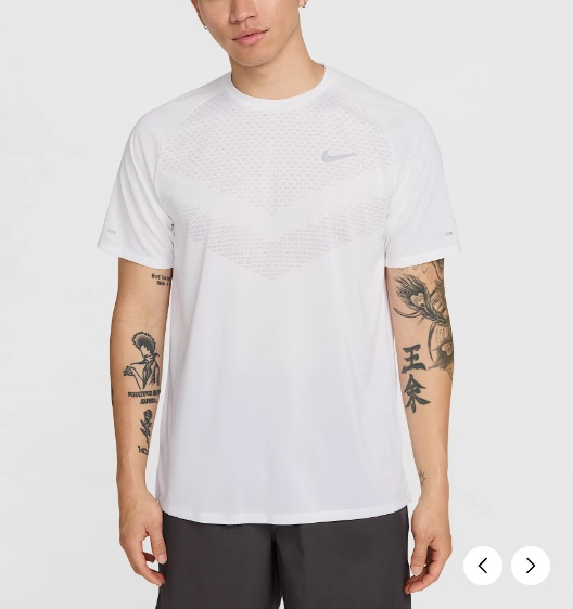 국내매장판 나이키 스트라이드 드라이 핏 ADV 러닝 반팔 화이트 D4 HV5204-100