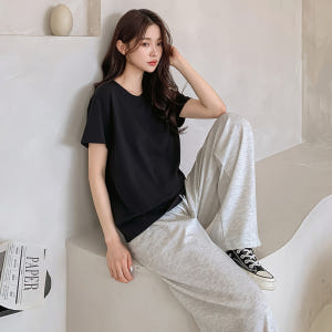 여성 반팔티 U넥 티셔츠 무지 이너 유넥 레이어드 모달 스판 라운드 흰티... 착용 후기 | 사이즈/핏 총정리 - 상품 이미지 3