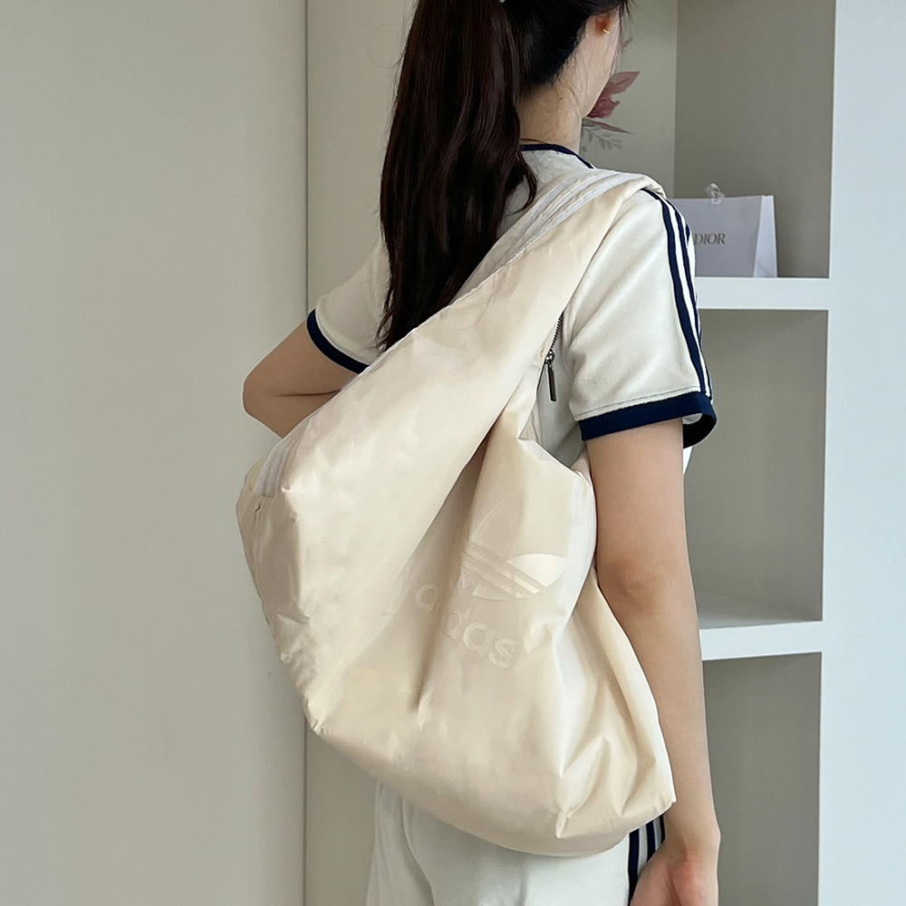아디다스 오리지널 올웨이즈 웨어러블 호보백 2color - 상세 이미지 5