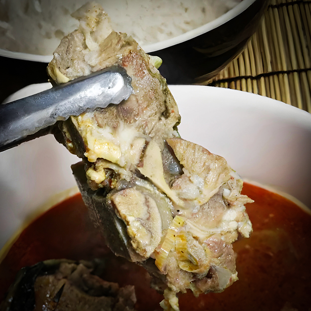 돼지목뼈100% 시래기 1인 감자탕 대용량1.3kg 이미지 6
