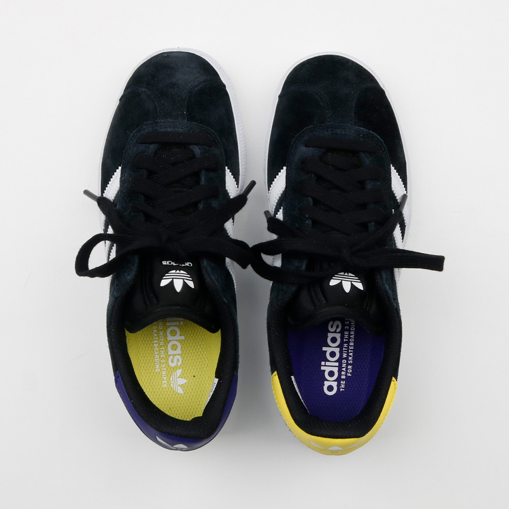 아디다스 가젤 ADV 운동화 GY6922