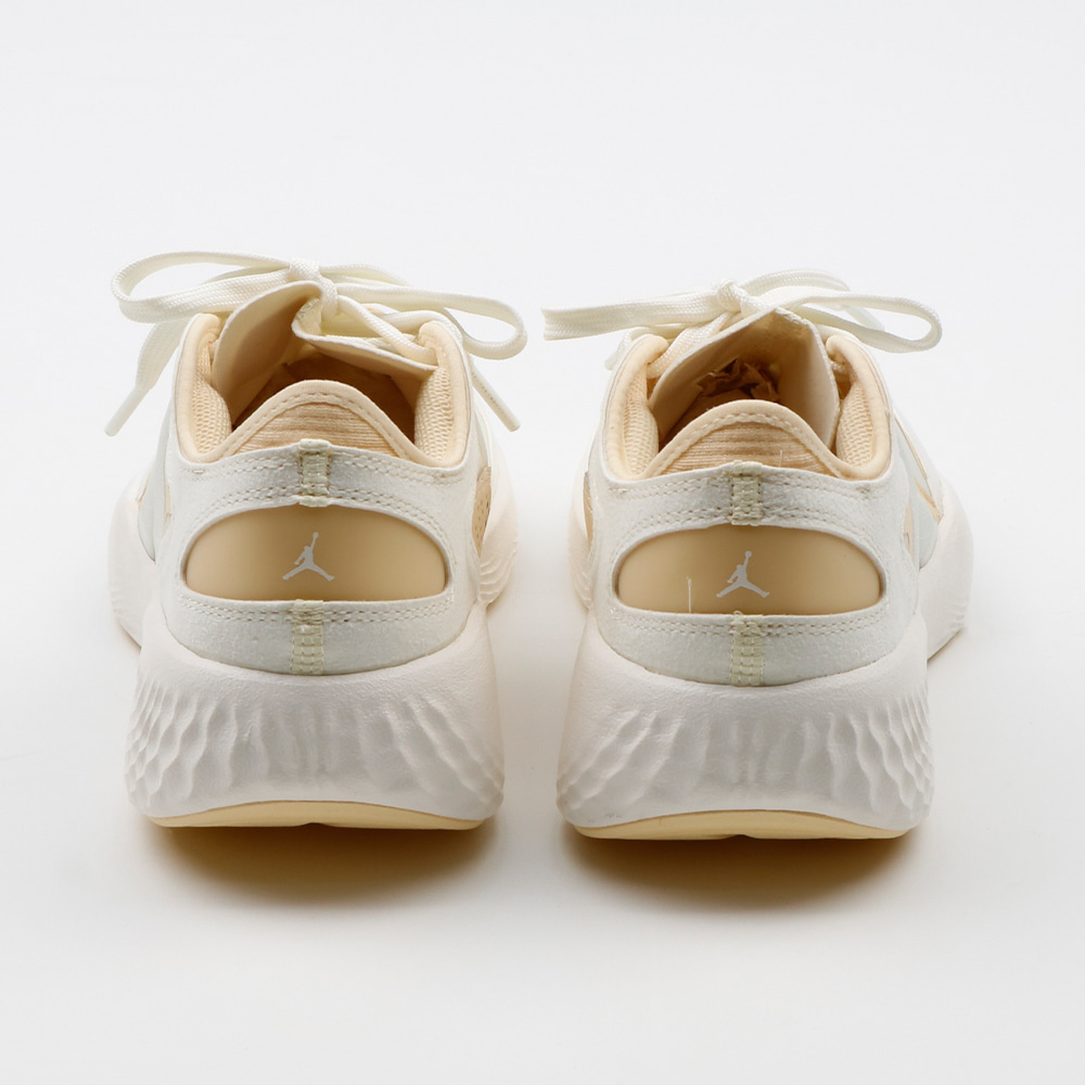 나이키 우먼 조던 델타 3 로우 운동화 FB9829-100