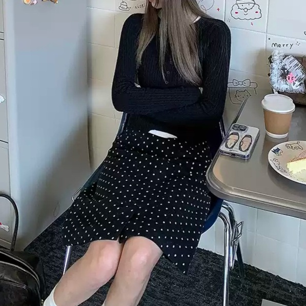 땡땡이 에이라인 미디스커트 체형커버 유니크 무드 봄 감성 가을 성수동패션 블랙 3XL까지 - 상세 이미지 3
