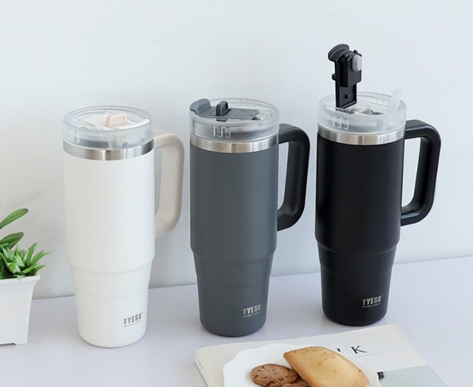 TYESO 타이소 드라이브 캠핑 대용량 손잡이 텀블러 900ml 보온 차량 행사 기념품 - 상세 이미지 2