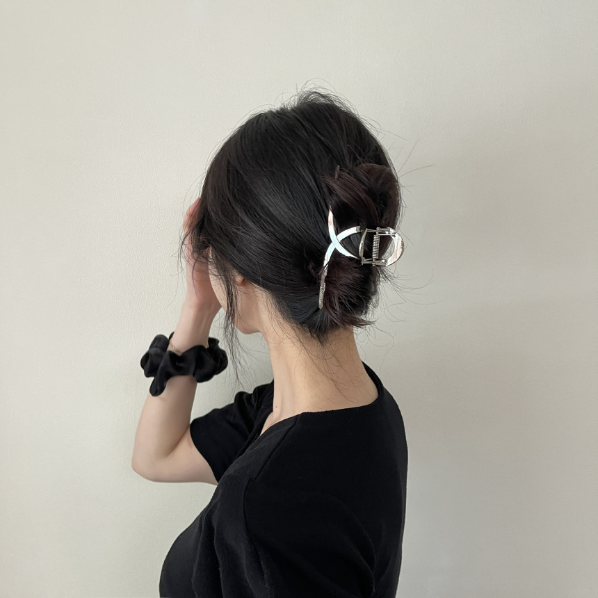 레이스룸 긴 머리 올림머리 메탈 집게핀 빅사이즈 꼬임 디자인 숱많은 머리용 국산 헤어핀 사진 3