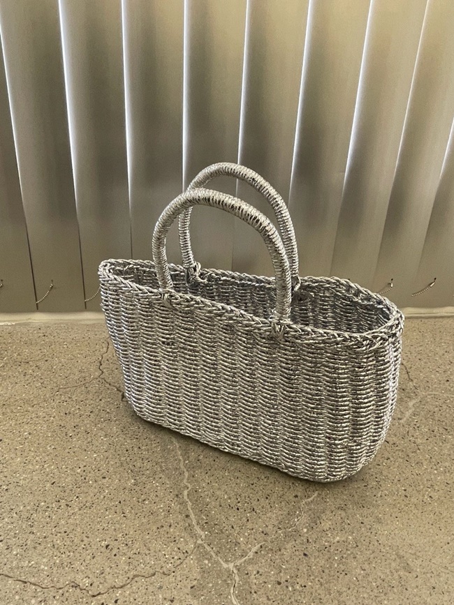 스퀘어 라탄 미들 미니 실버 토트백 여성 그물 봄 여름 가방