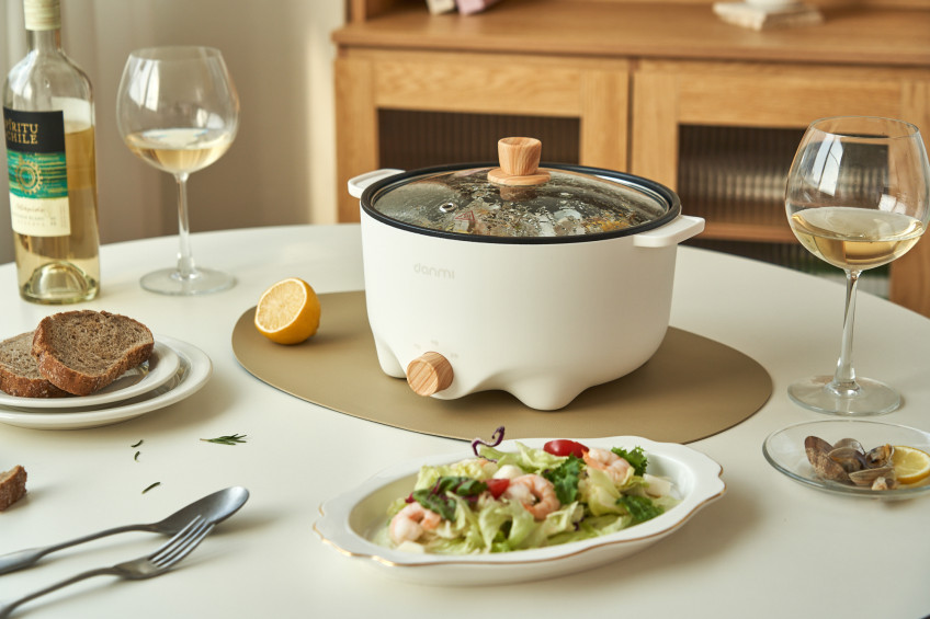 단미 멀티쿠커 전기냄비 찜기 찜솥 프라이팬 그릴 샤브샤브 여행용 캠핑용 전골냄비 3L 판매처 상세 정보 이미지 1