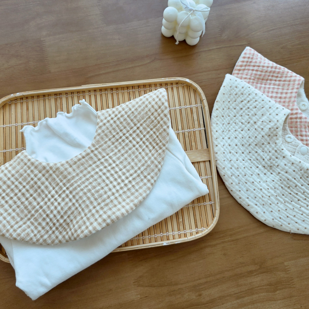 아기 턱받이 롤링 빕 이유식 침받이