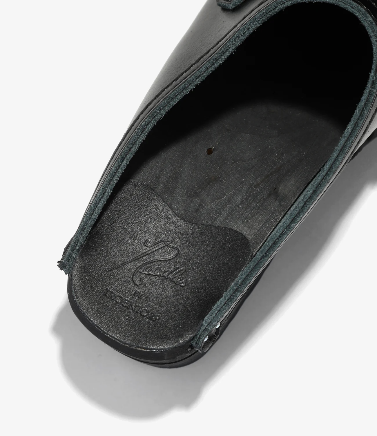 니들스 NEEDLES 스웨디시 클로그 Tassel Bit Smooth 25SS QV447 - 상세 이미지 5