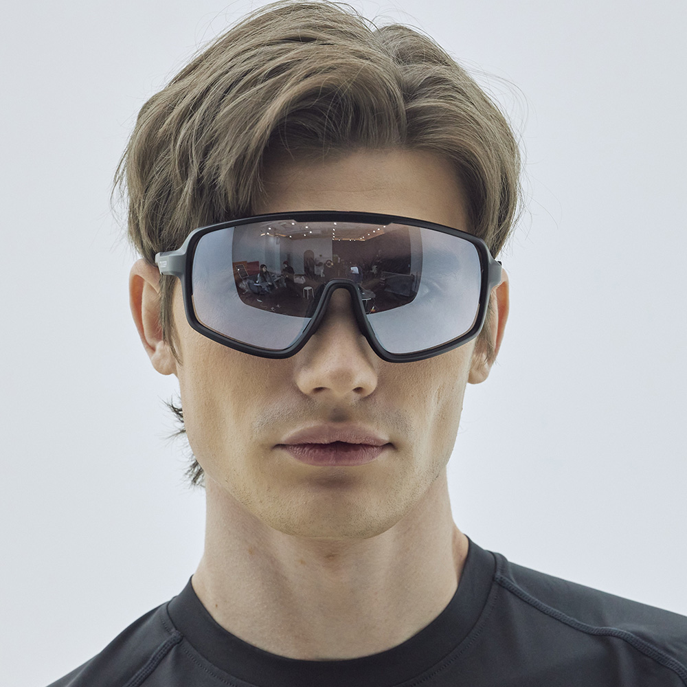 톰디어 이탈리아 변색 스포츠 러닝 골프 자전거 선글라스 고글 TGK1