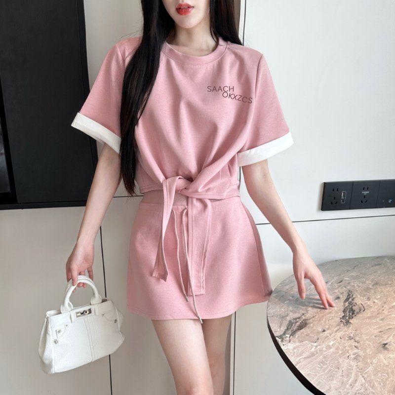 포인트커프스가 돋보이는 묶음 크롭 탑 데일리 하의 투피스 세련된스타일 이미지 6