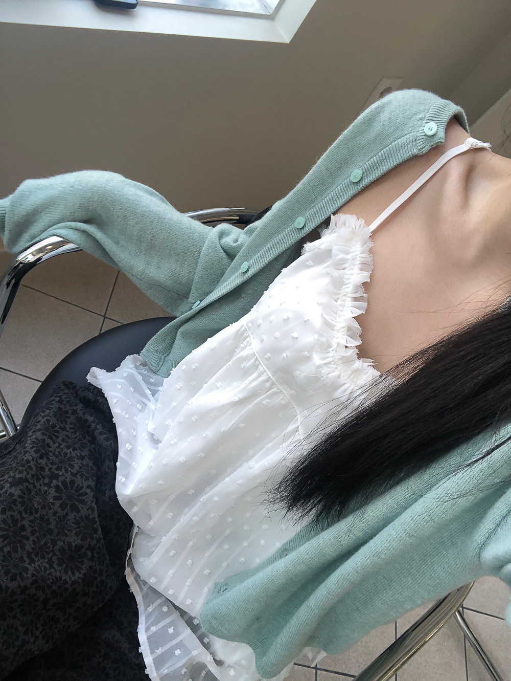 에트 울 캐시미어 여리핏 세미크롭 가디건 상세 이미지 28