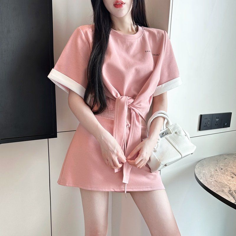 포인트커프스가 돋보이는 묶음 크롭 탑 데일리 하의 투피스 세련된스타일 - 상세 이미지 5