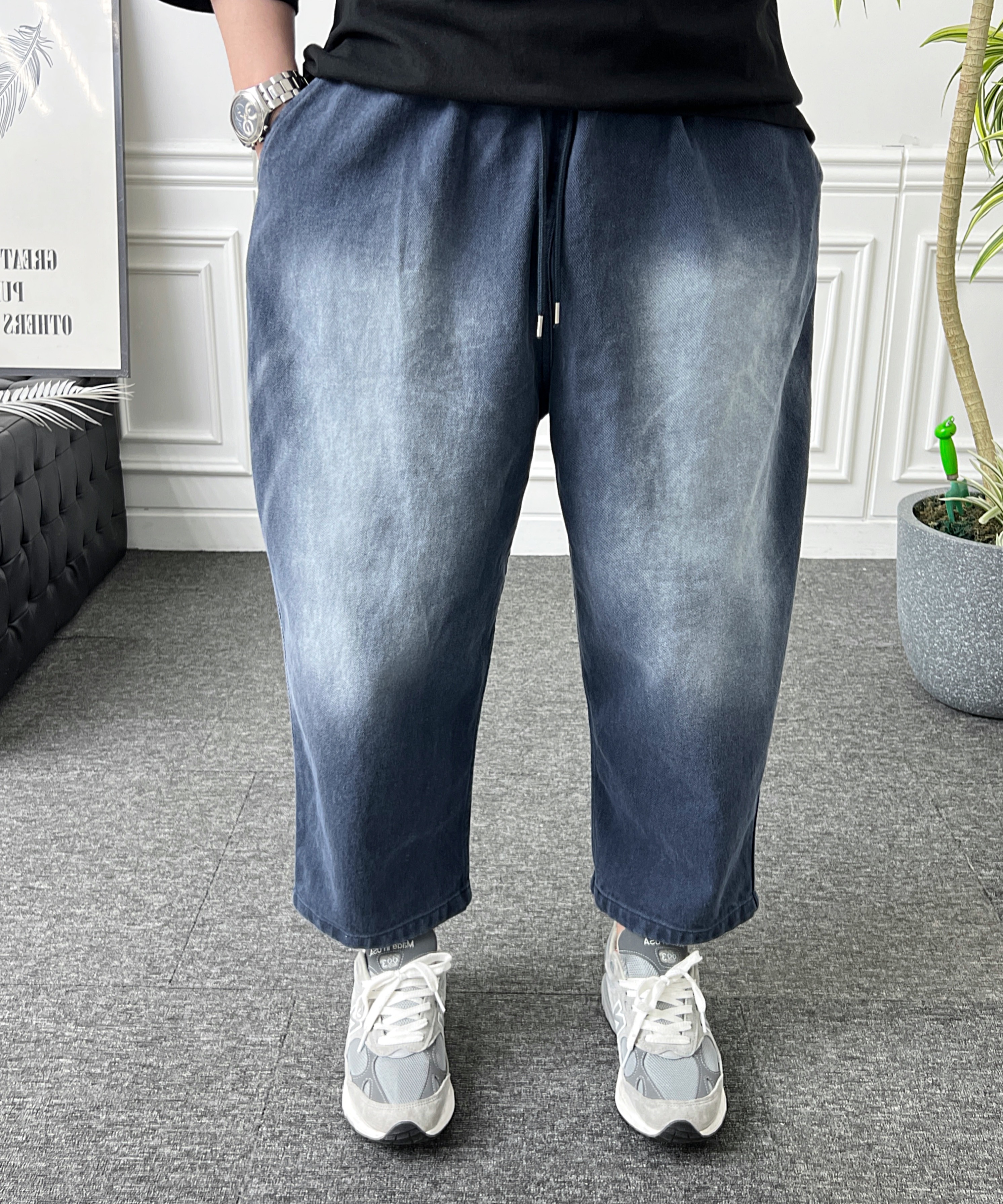 남자 와이드 청바지 9부 밴딩 브러쉬 워싱 벌룬 배기 데님팬츠 - 상세 이미지 4