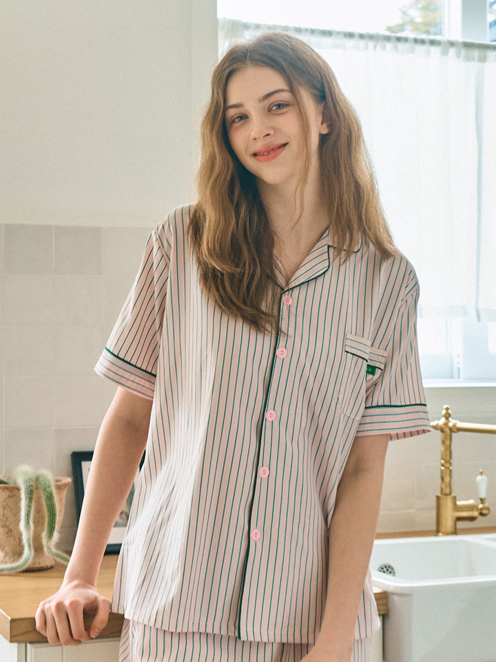 티세르 아모레 베이비 핑크 남녀공용 커플 잠옷 여름 파자마 시원한 실크스킨 반팔 상하의 세트 - 상세 이미지 3