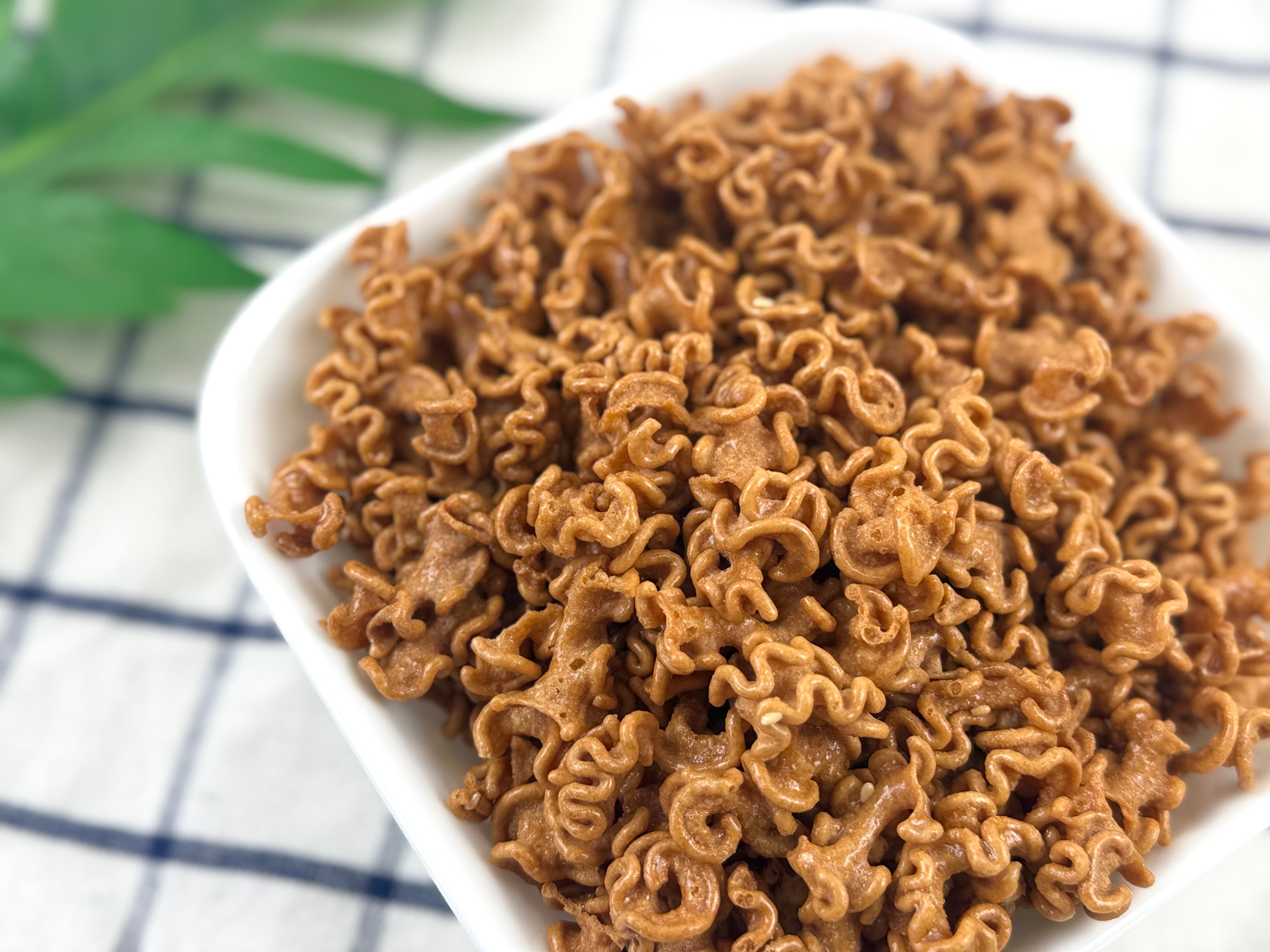 서울제과 라면땅 왕라면 스낵 2.1kg 대용량 옛날 프레첼 불량식품 추억의 간식 라면짱 공작소 - 상세 이미지 2