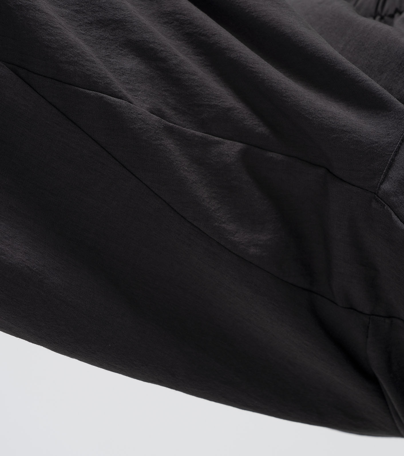 블랙 상세 이미지3