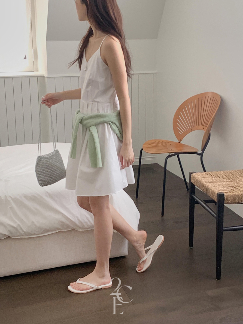 바닐라 뷔스티에 미디 원피스 (2color) 플레어 무지 a라인 코튼 나시 레이어드 이너 이미지 8