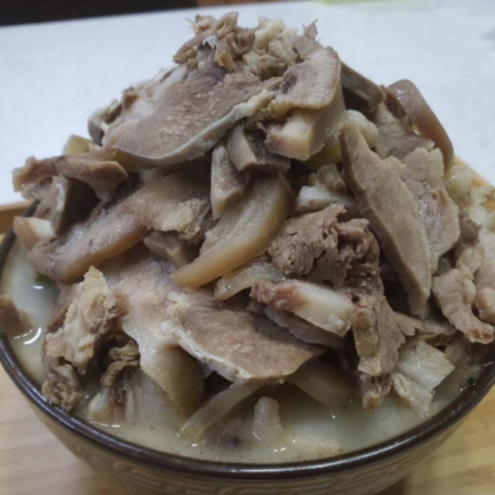 돼지 머리 머릿 고기 수육 삶은 국밥용 순대국 재료 슬라이스 1kg
