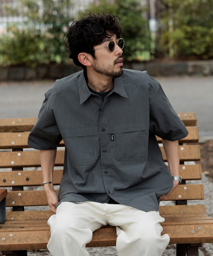 블랙 셔츠 이미지 3